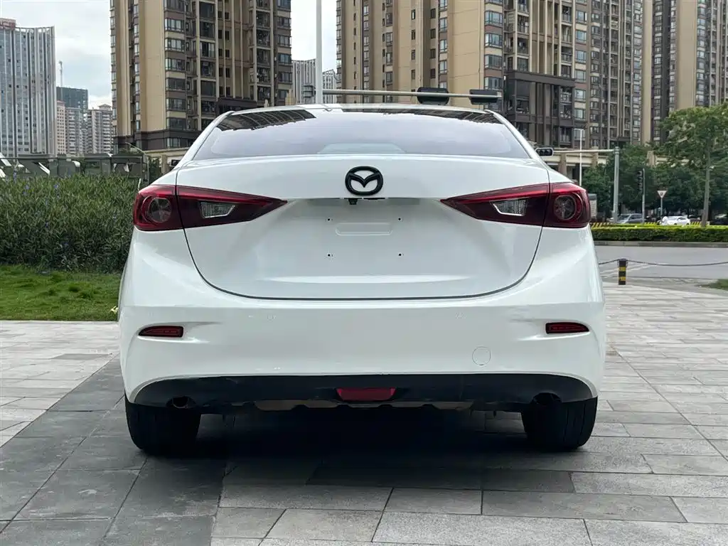 Mazda Mazda3 Axela 2017 Sedan 1.5L Automatic Luxury China V фото 6