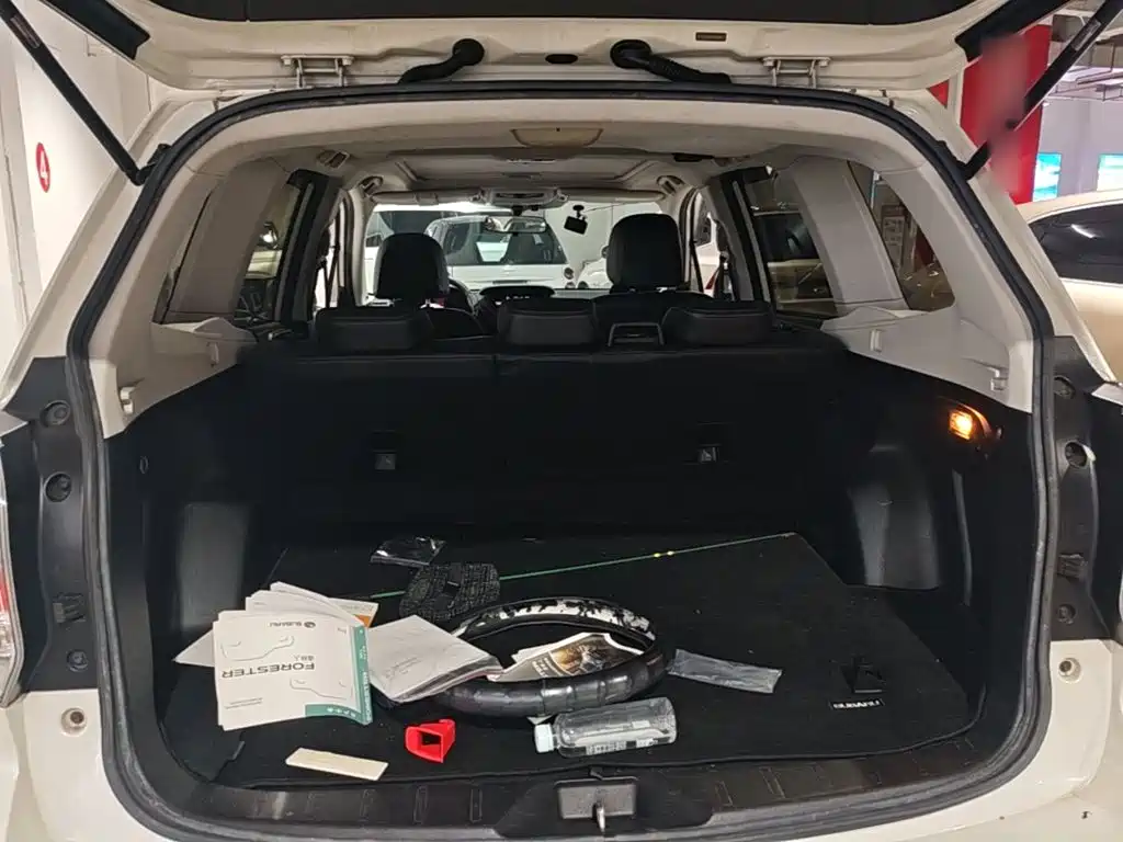 Photo 19 - Subaru Forester