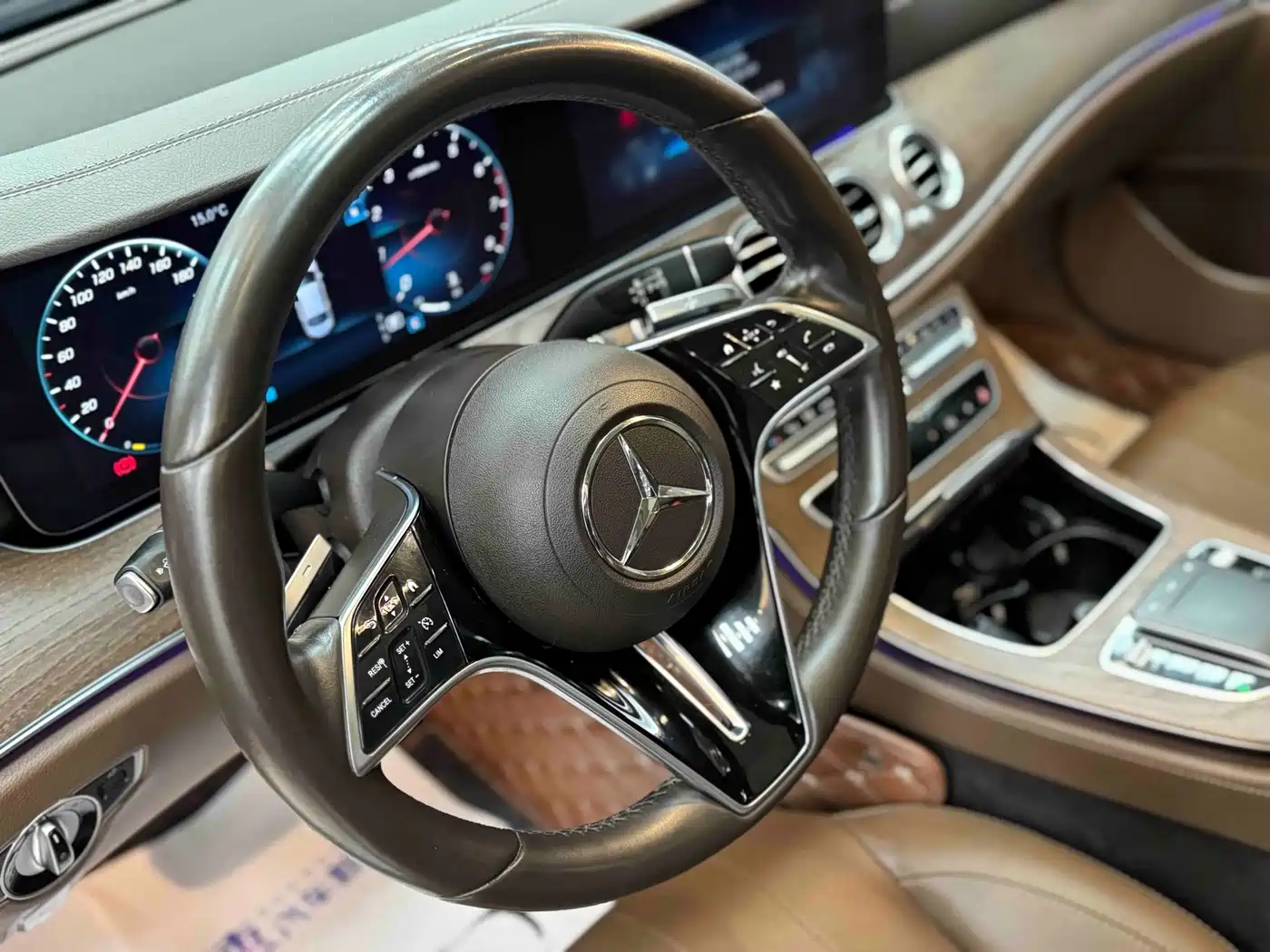 Mercedes-Benz E-Class 2021 E 300 L Fashion фото 6
