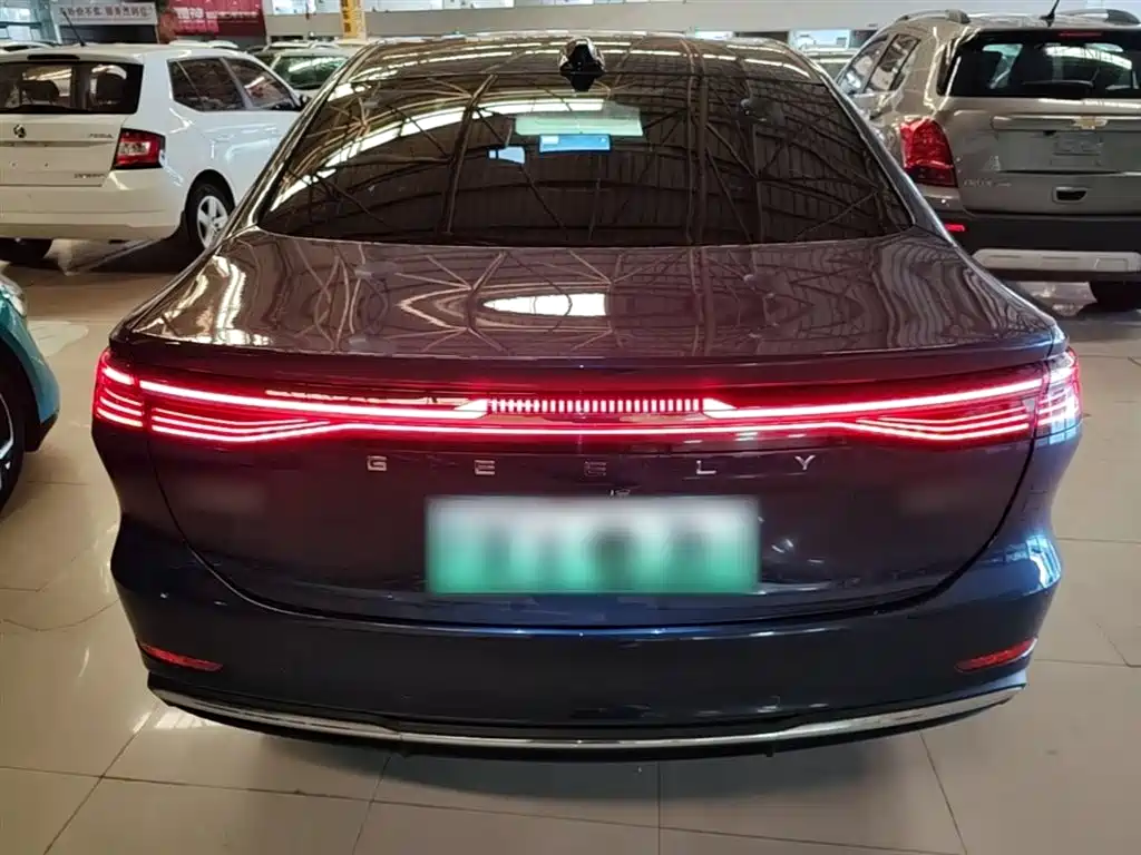 Geely Galaxy Galaxy A7 2025 EM-i фото 6