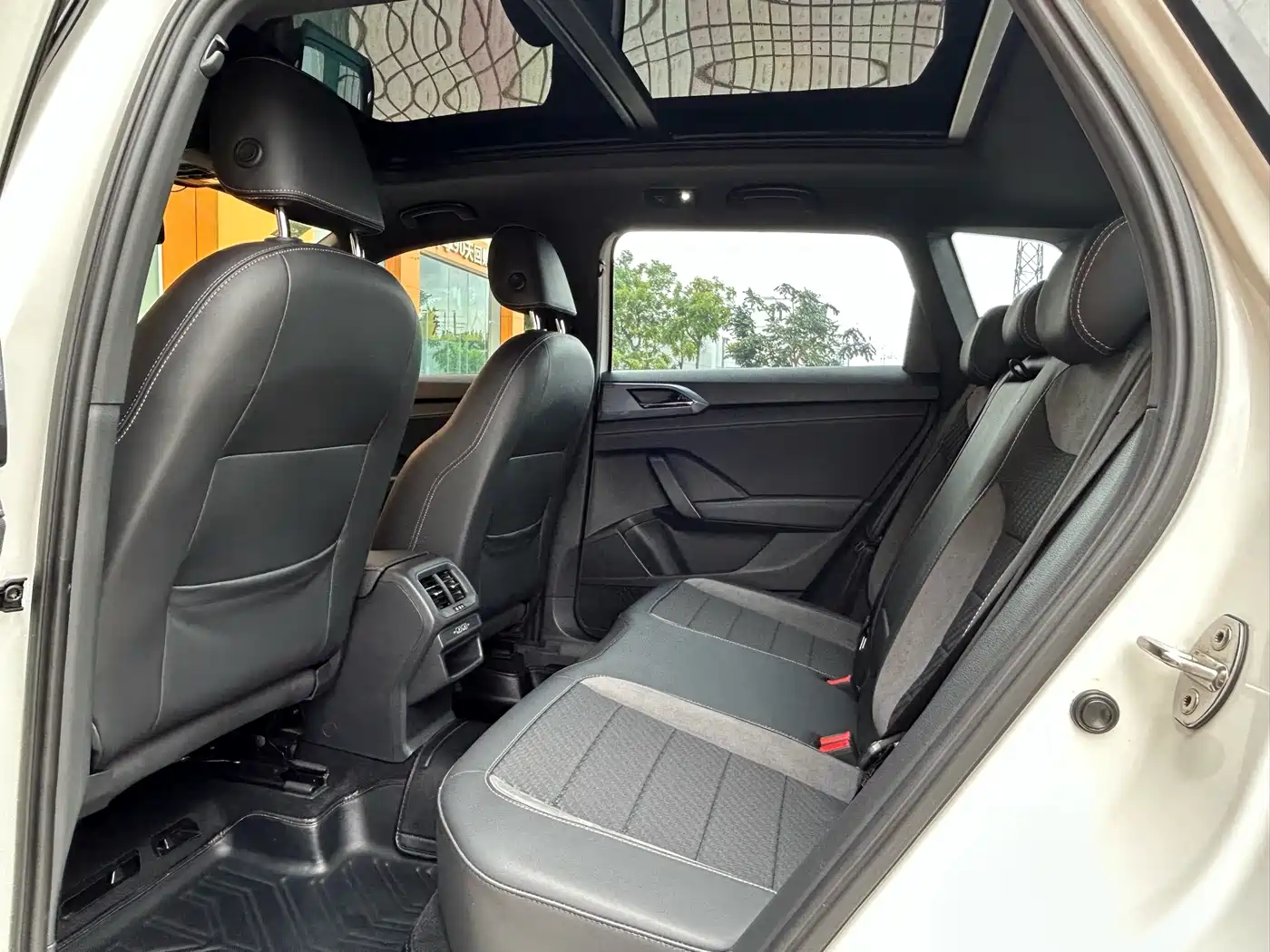 Volkswagen Tharu 2019 Model 280TSI 2WD R-line China VI фото 13