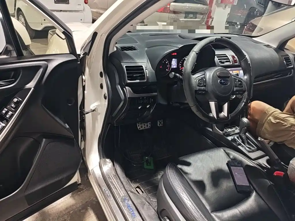Photo 16 - Subaru Forester