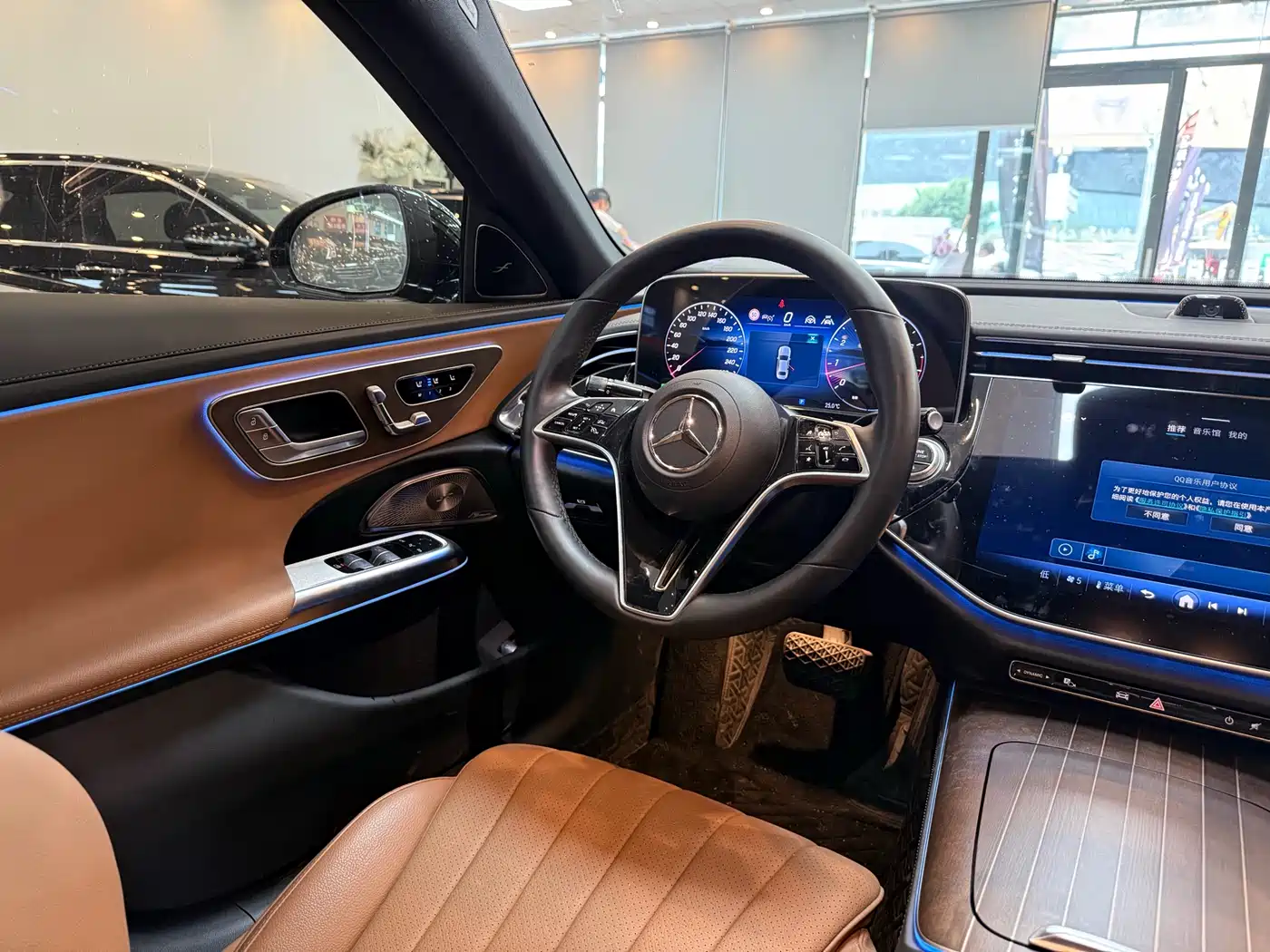 Mercedes-Benz E-Class 2024 Model E 300 L Luxury фото 17