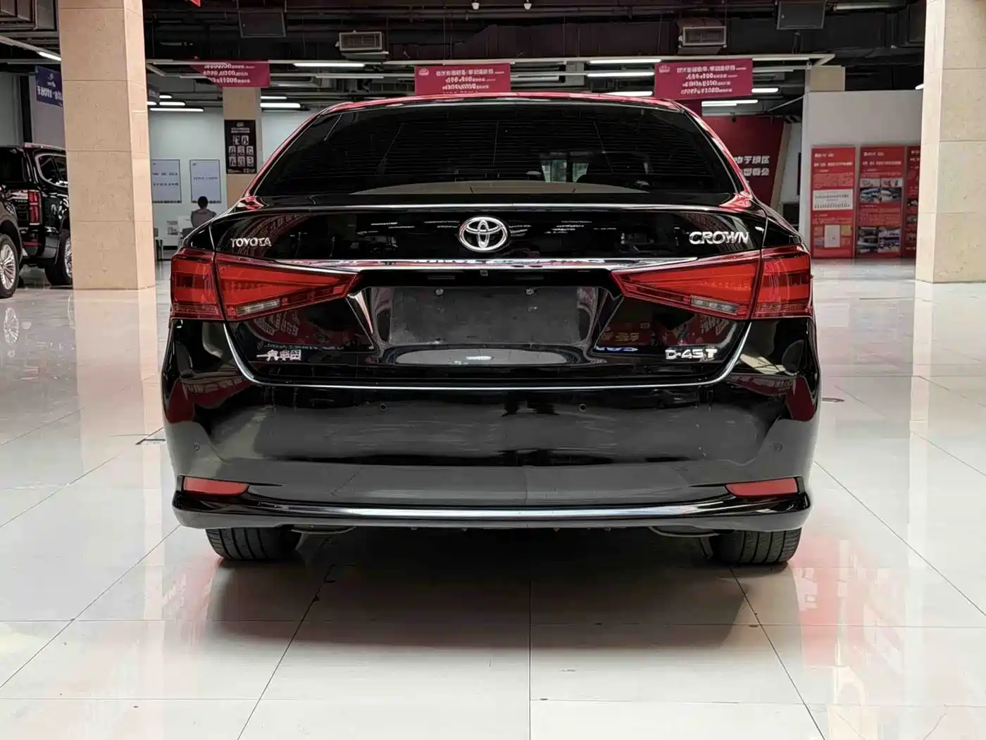 Toyota Crown 2015 2.0T Fashion фото 23