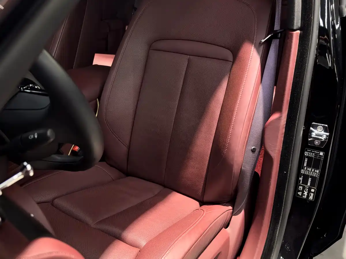 Rolls-Royce Ghost 2021 6.7T Standard Wheelbase фото 9