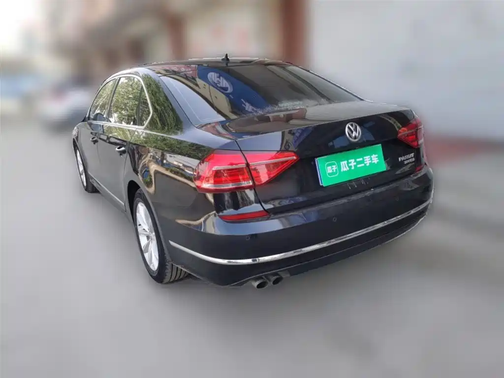 Volkswagen Passat 2017 280TSI DSG Prestige фото 4