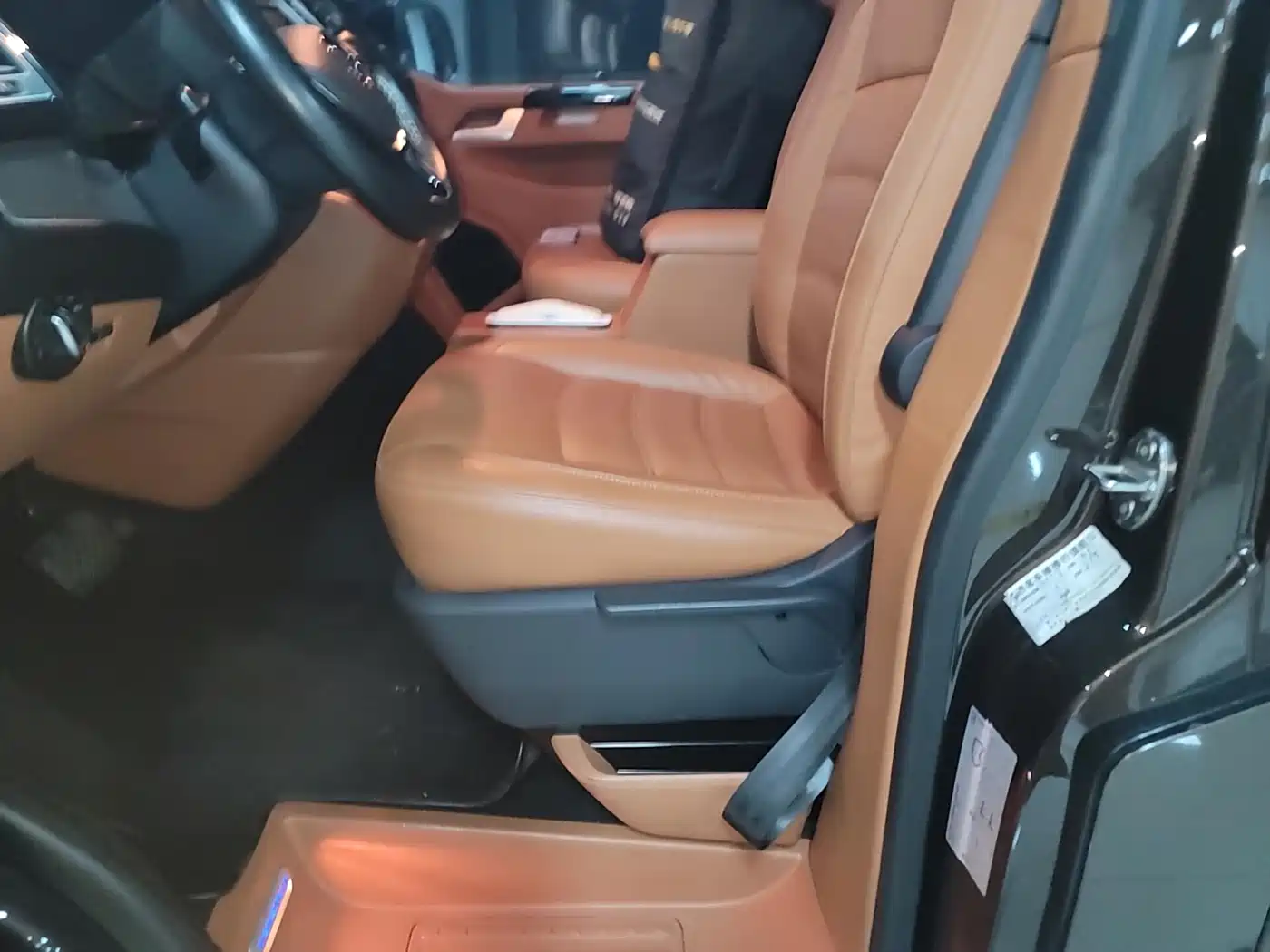 Volkswagen Caravelle 2017 2017 2.0TSI 4WD Luxury 7-Seater