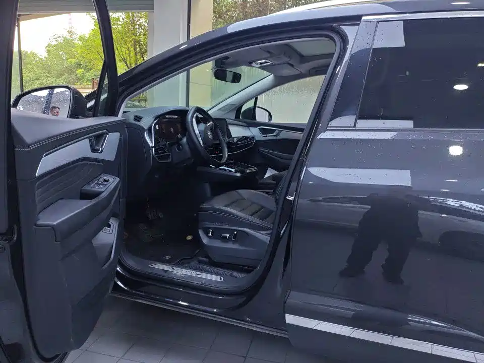 Volkswagen Talagon 2022 380TSI 4WD Luxury Premium Pro Edition 6-seater фото 4