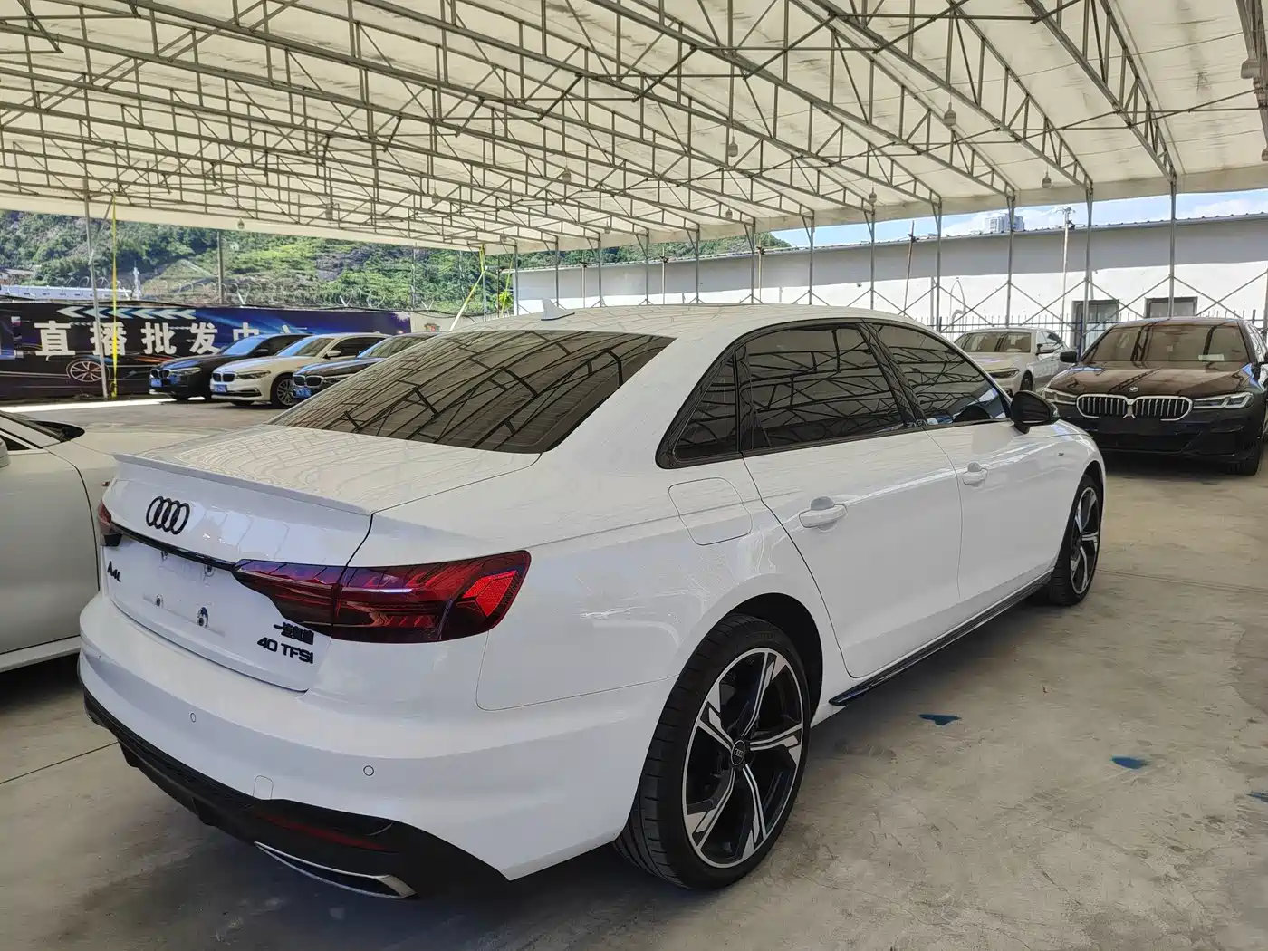 Audi A4L 2025 2024 40 TFSI Luxury Dynamic