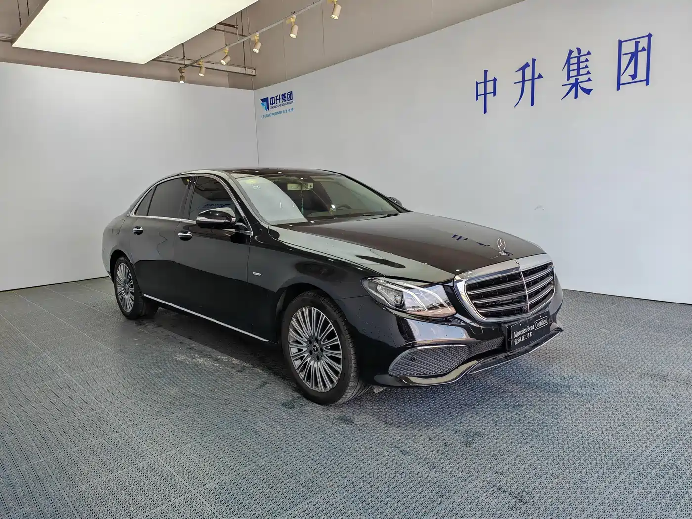 Mercedes-Benz E-Class 2020 Facelift E 300 L Exclusive фото 3