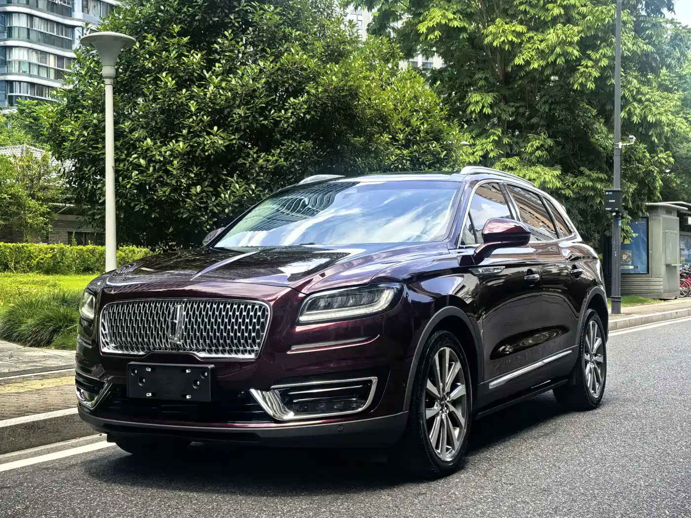 Lincoln Nautilus (Import)