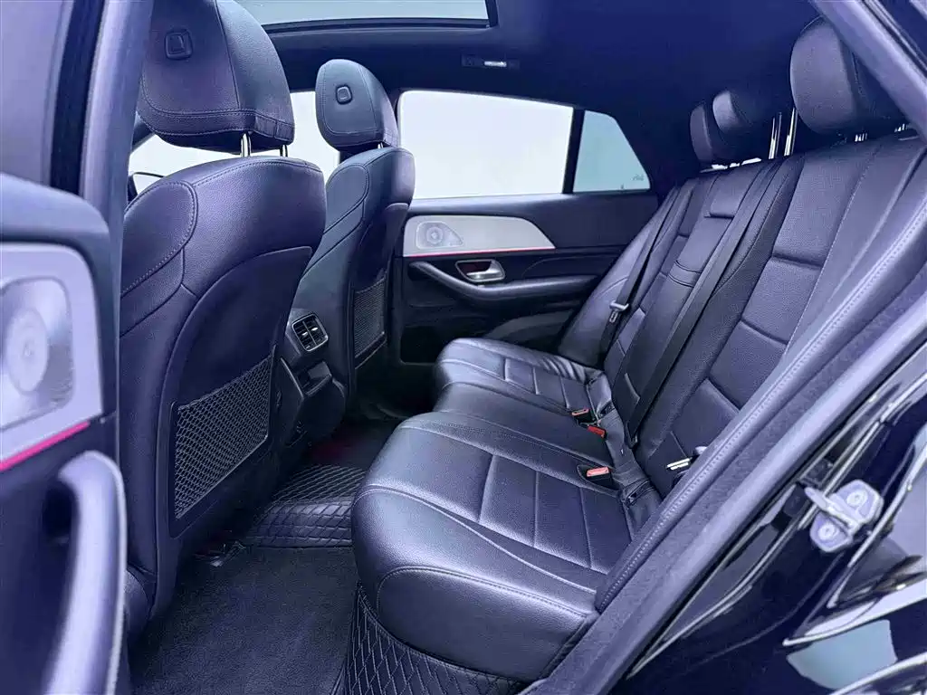 Mercedes-Benz GLE 2020 GLE 350 4MATIC Luxury фото 15