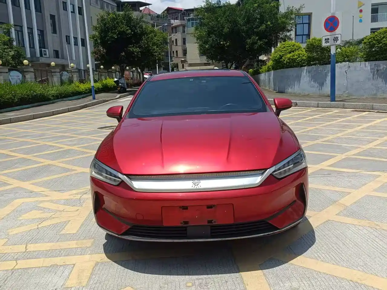 BYD Qin PLUS 2021 EV 500KM Luxury Model фото 2