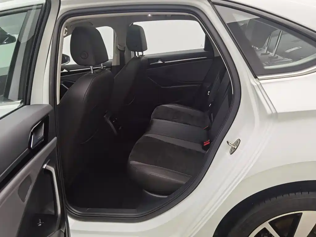 Volkswagen Sagitar, миниатюра 15