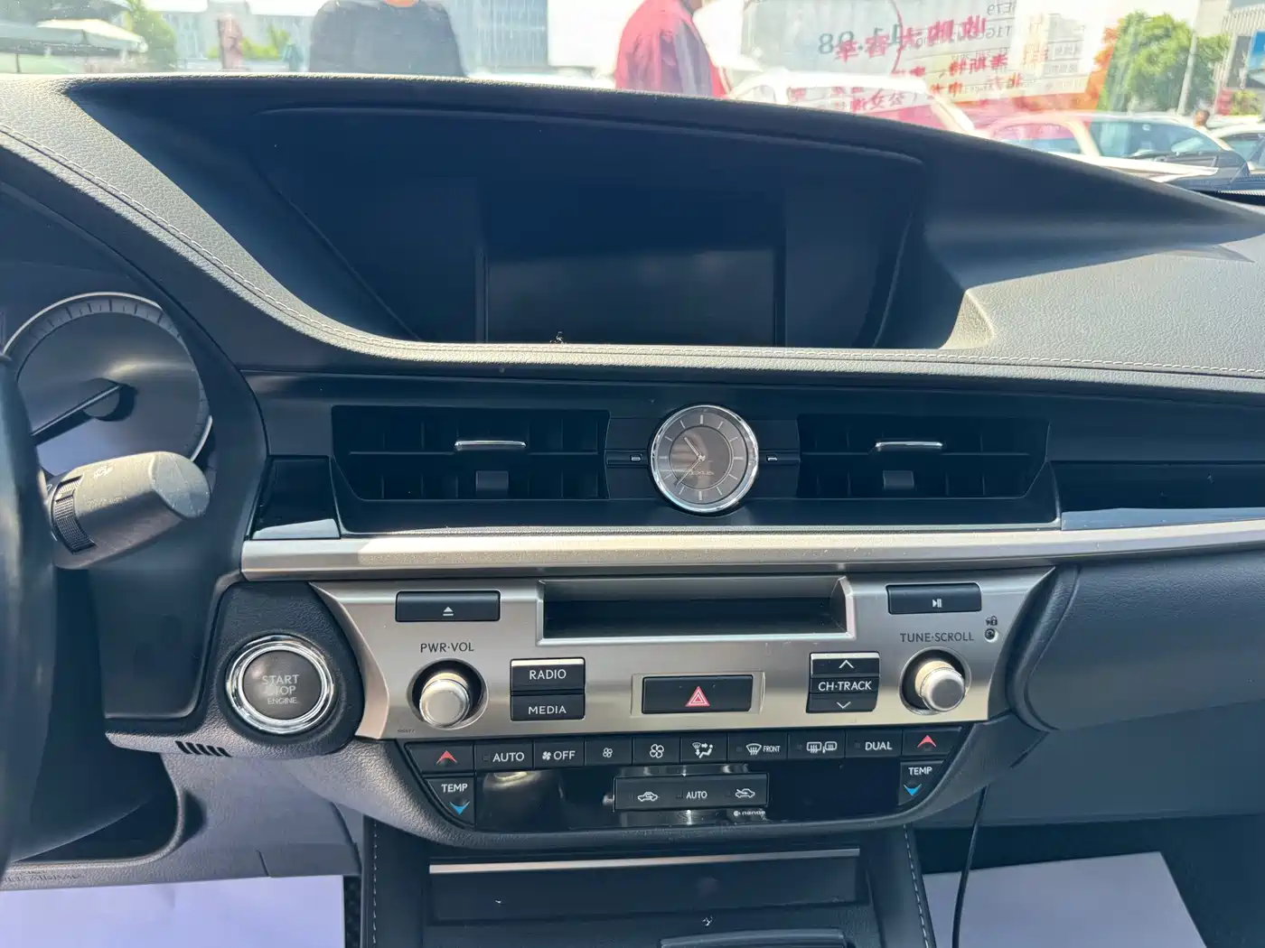 Lexus ES 2015 200 Elite Edition фото 6