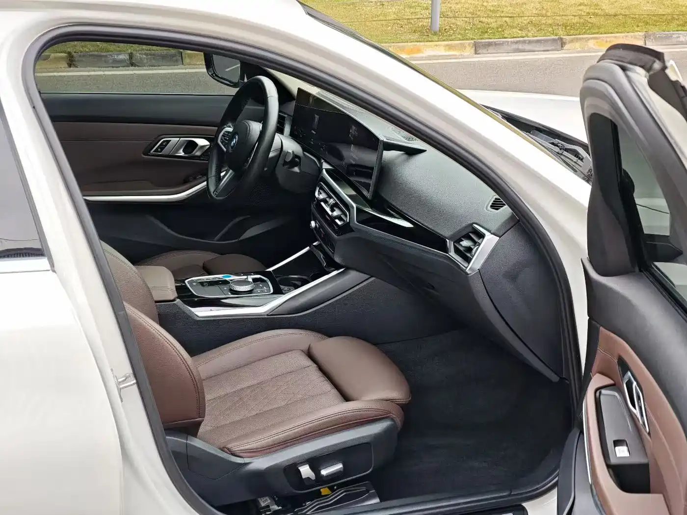 BMW i3 2022 eDrive 35 L фото 4