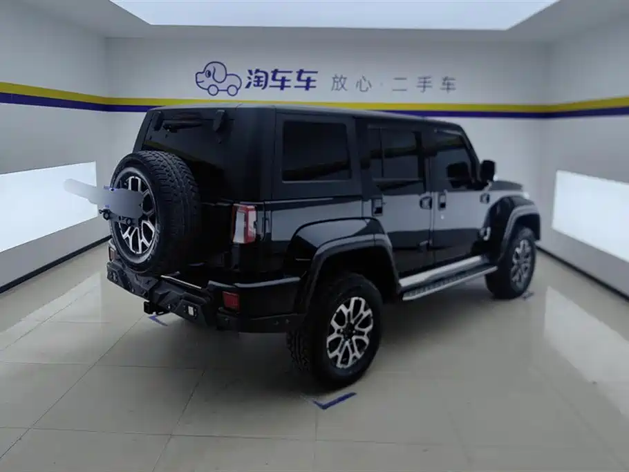 BAIC ORV Beijing Offroad BJ40 2024 2.0T Urban Hunter Glory Edition фото 3