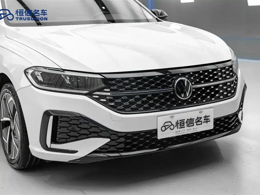 Volkswagen Lavida 2023 Model 280TSI DSG Starlight Eternal Edition фото 9
