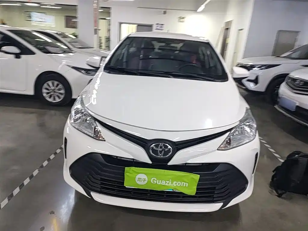 Toyota Vios 2017 1.5L CVT Pioneer фото 3