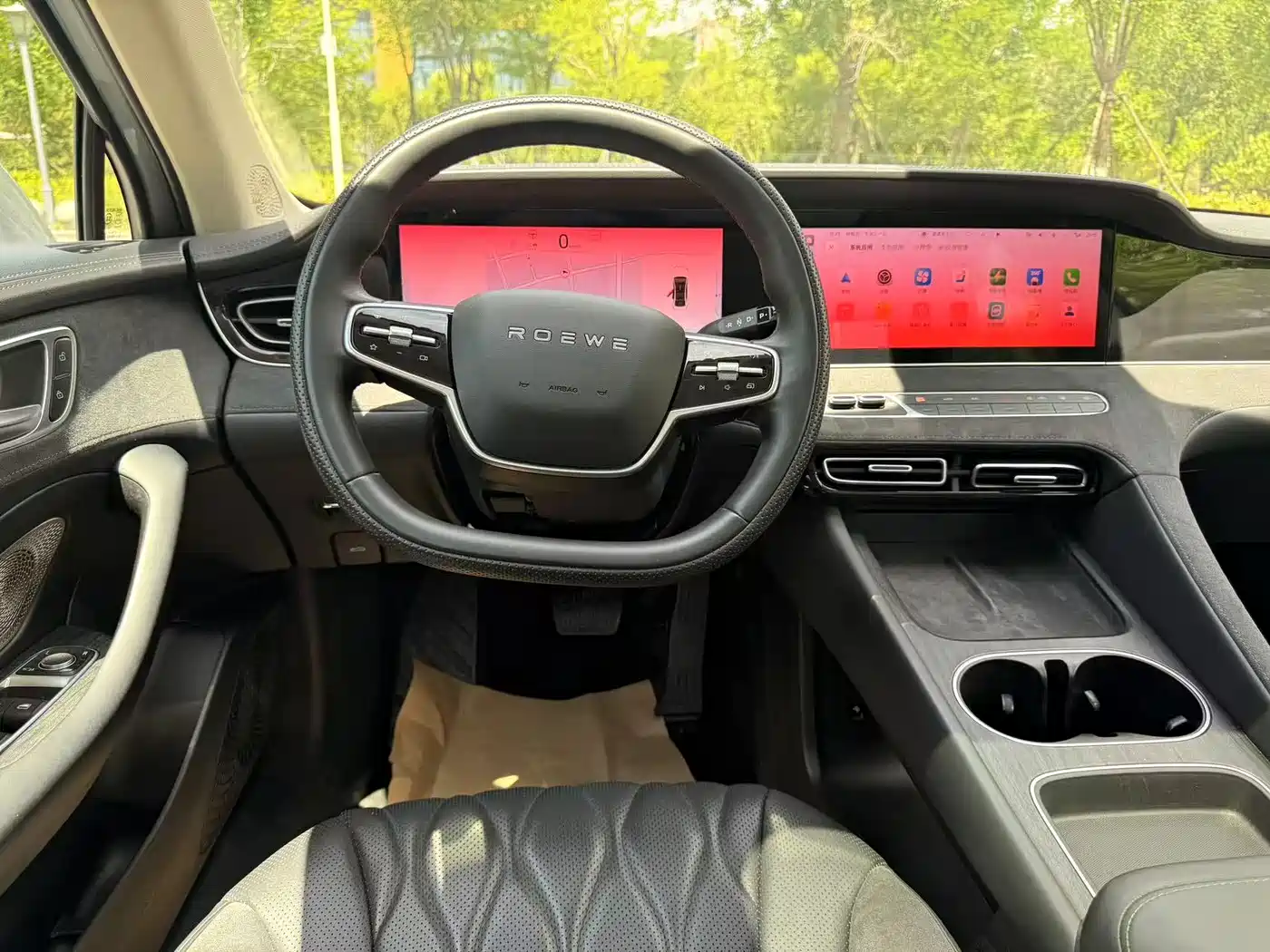 Roewe D7 2023 2023 DMH 125km Flagship Edition