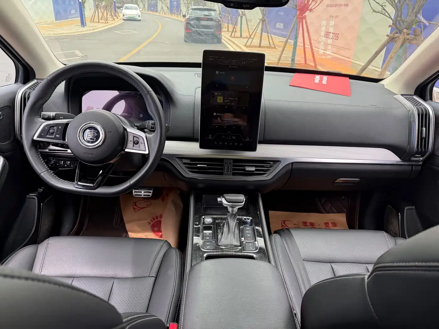 BYD Tang 2018 2.0T Auto Smart Premium 7-seater China V фото 9