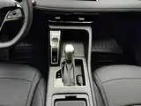Фото 16 - Roewe i5