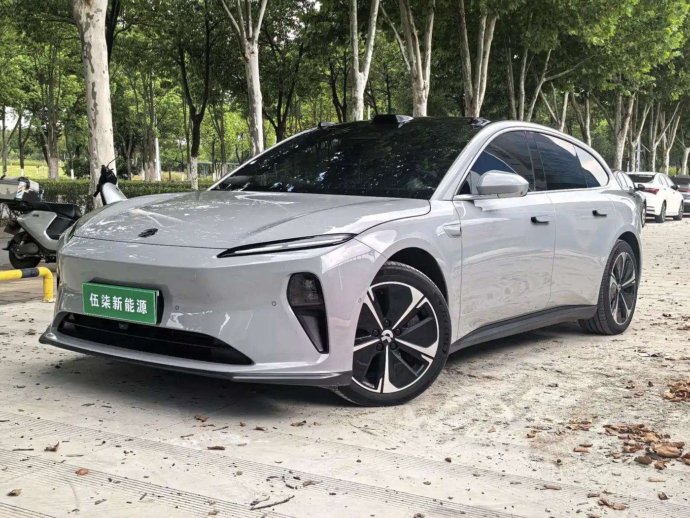 NIO NIO ET5T 2024 75kWh Touring