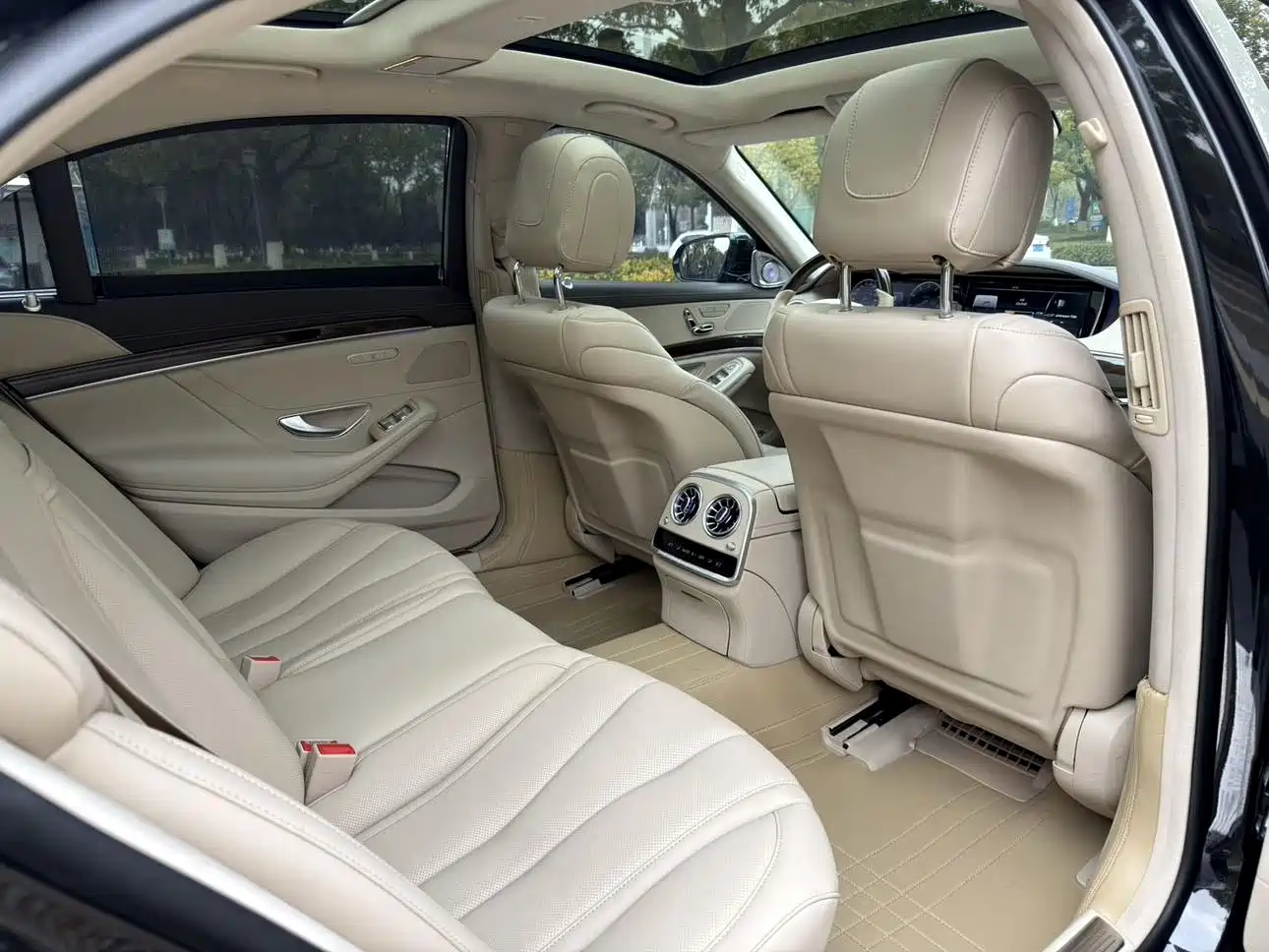 Mercedes-Benz S-Class 2016 S 320 L Luxury фото 9