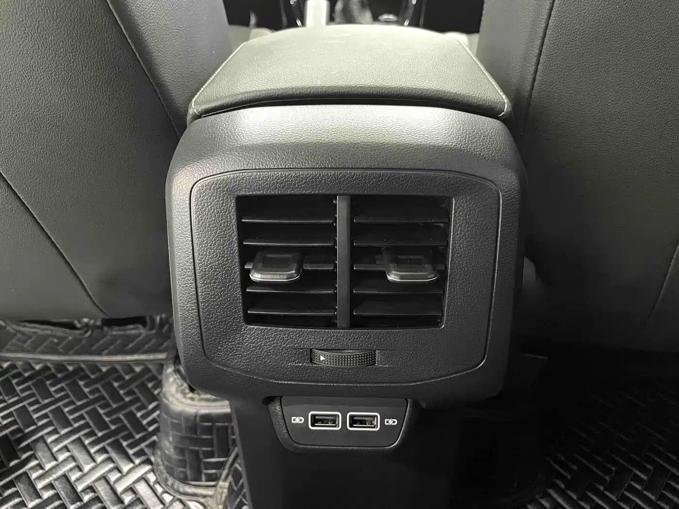 Volkswagen Tanying, миниатюра 9