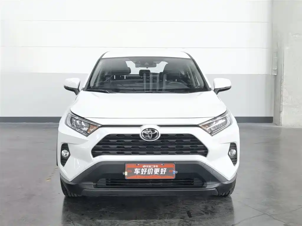 Toyota RAV4 Rongfang 2022 2.0L CVT 2WD Urban Edition фото 3
