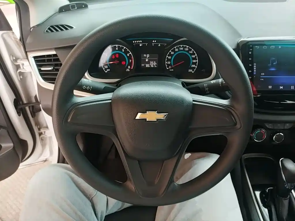 Chevrolet Cavalier 2018 320 Auto Enjoy Sunroof Edition фото 11
