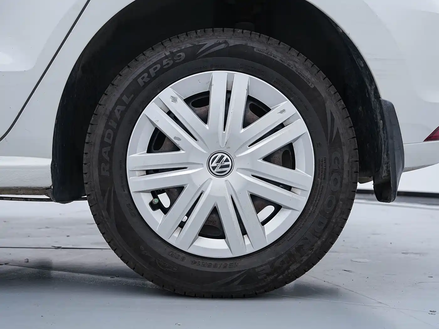 Volkswagen Polo 2016 1.4L Manual Trend фото 26