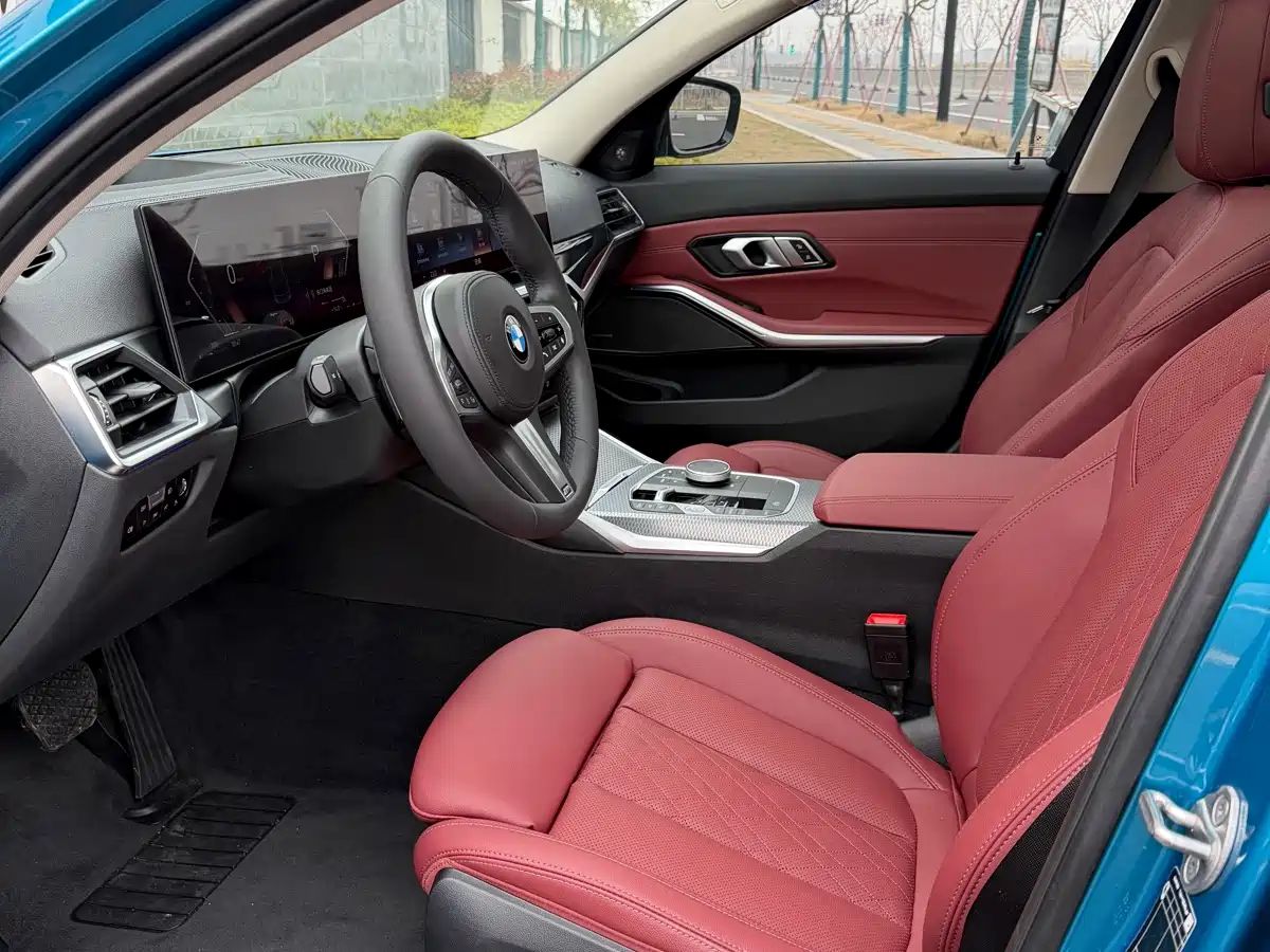 BMW 3 Series 2023 325Li M Sport Black Night Package фото 5