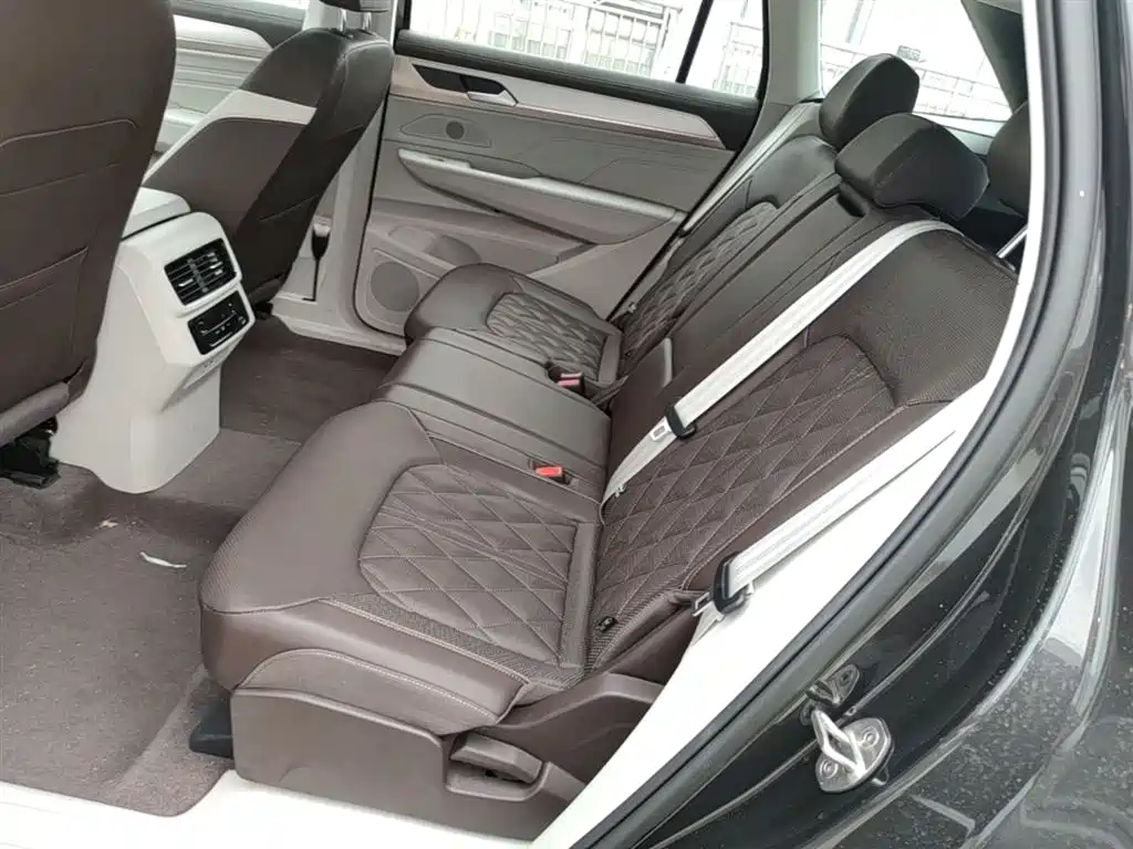 Volkswagen Talagon 2023 380TSI 4WD R-Line Touring Edition фото 17