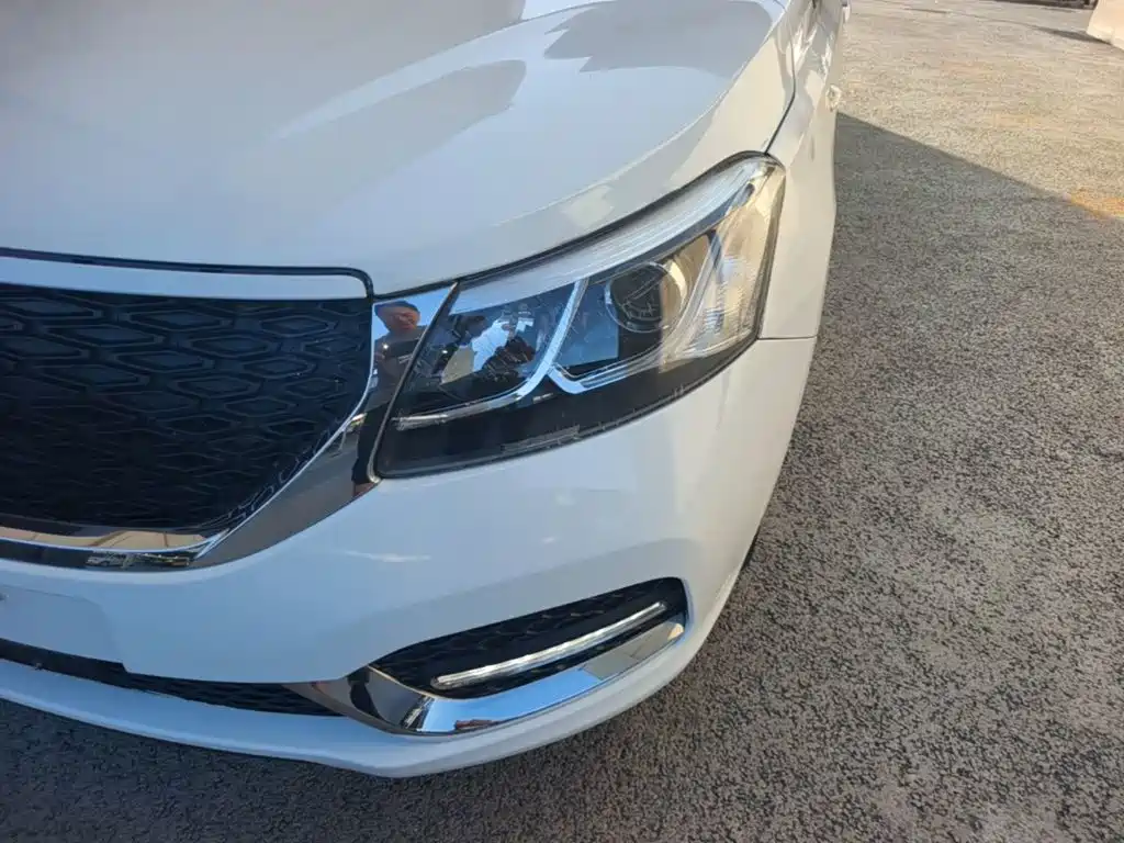 Cowin Kaiyi E3 2018 2018 1.5L Manual Premium