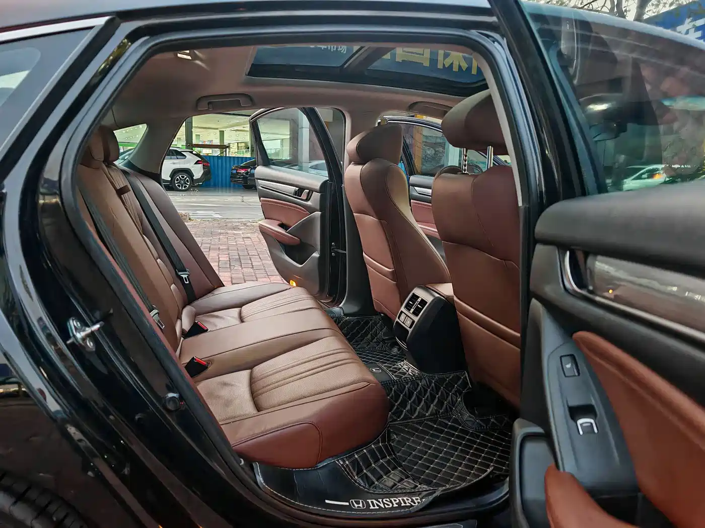 Honda Inspire 2019 Sharp Hybrid 2.0L Pure Fashion China VI фото 8