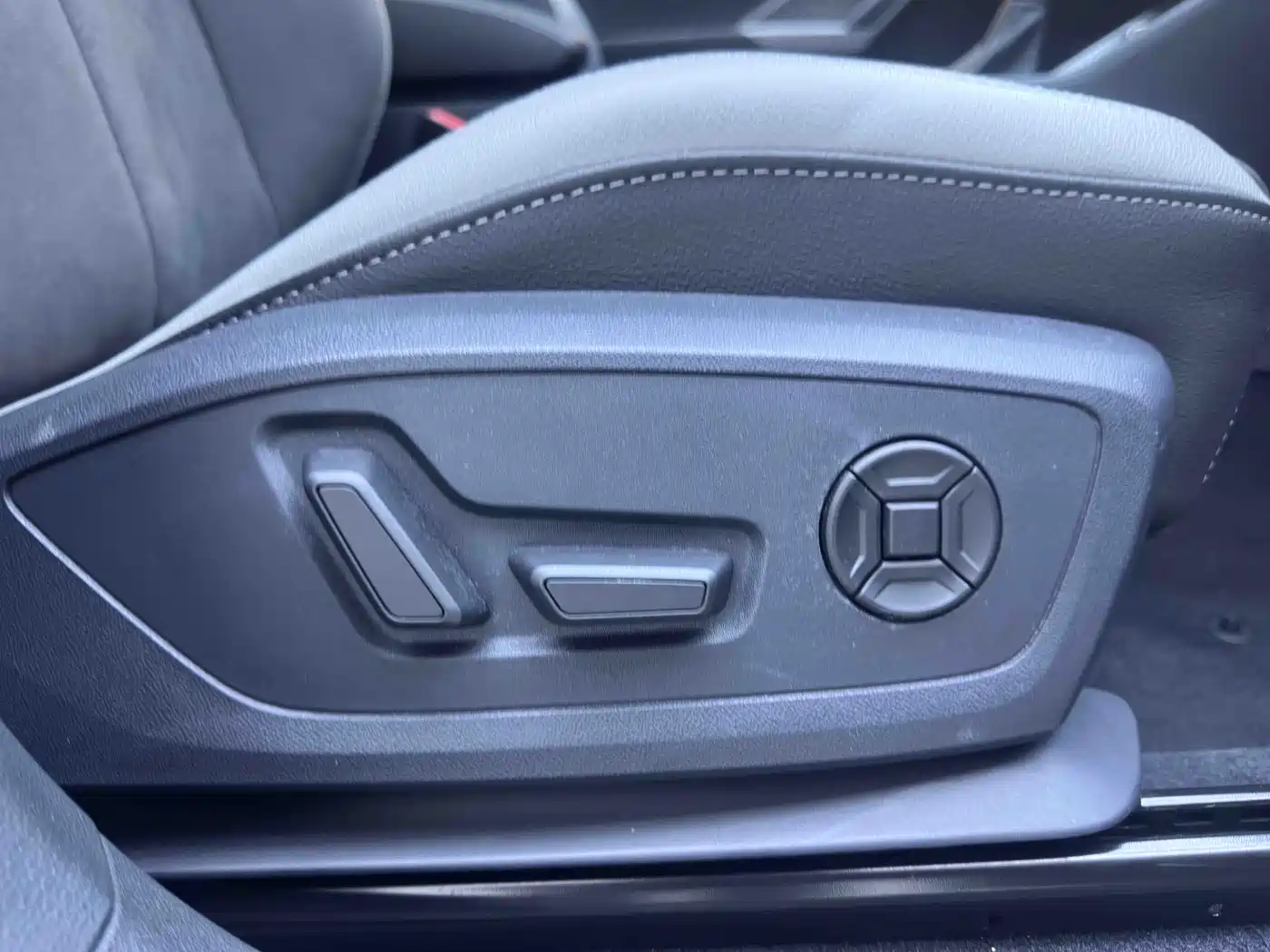 Audi Q3 2022 35 TFSI Fashion Dynamic фото 18