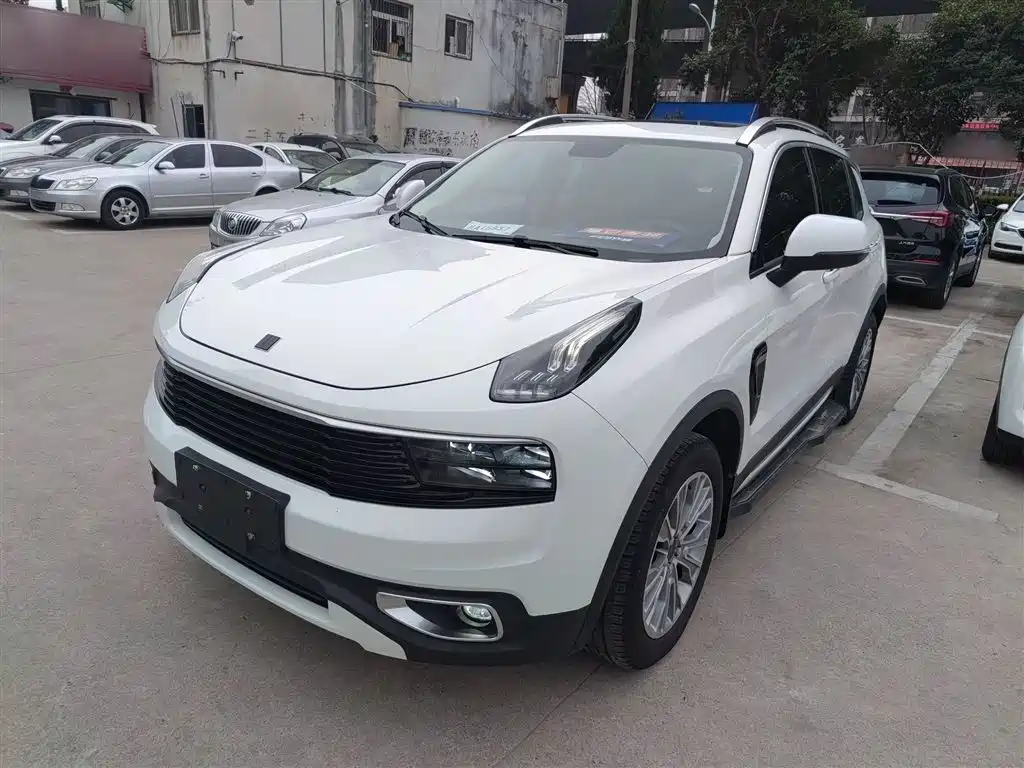 Lynk & Co 01 2018 2.0T 2WD Type+ Edition