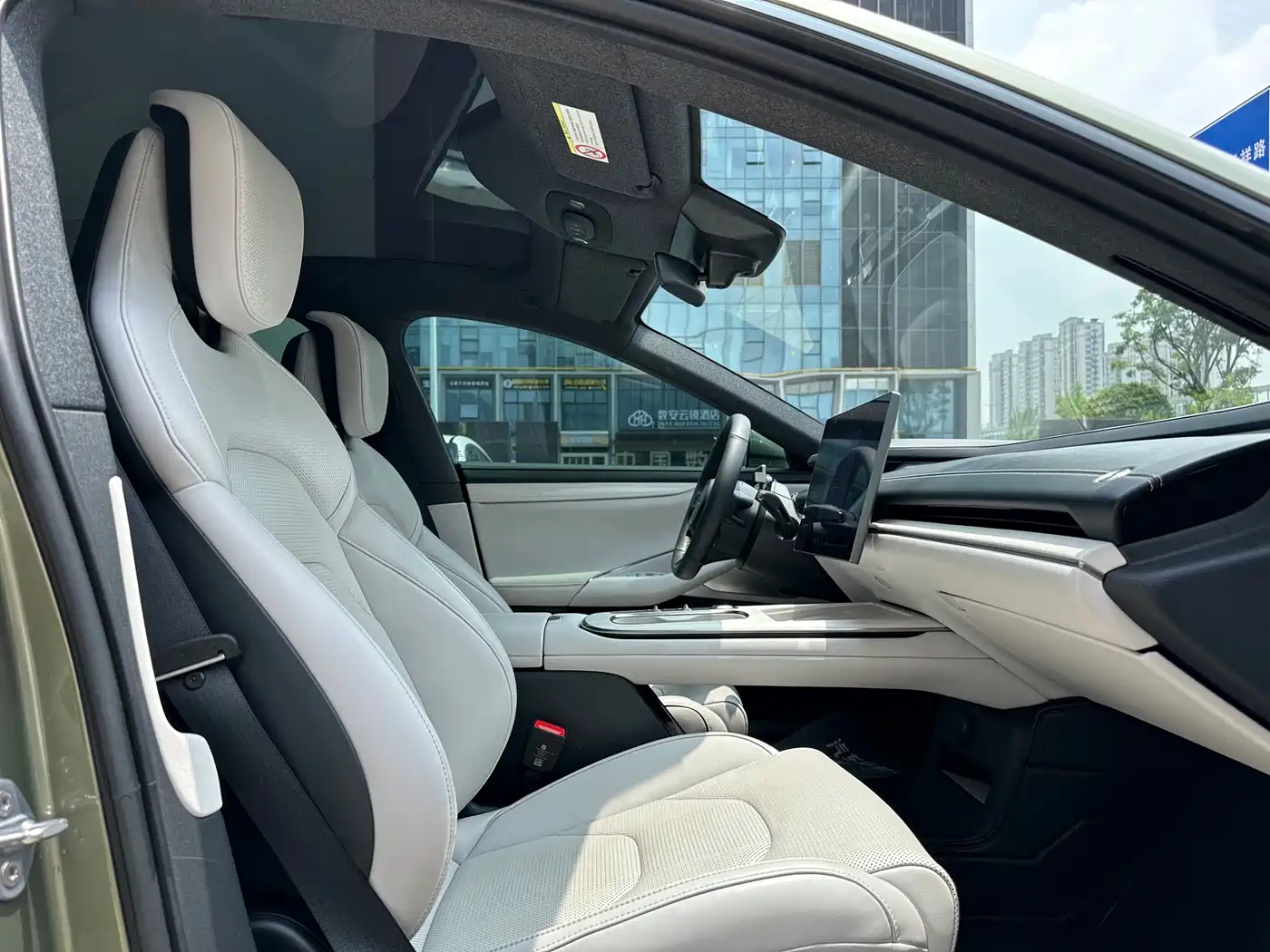 Xiaomi Auto Xiaomi SU7 2024 RWD Long Range Intelligent Driving Edition фото 13