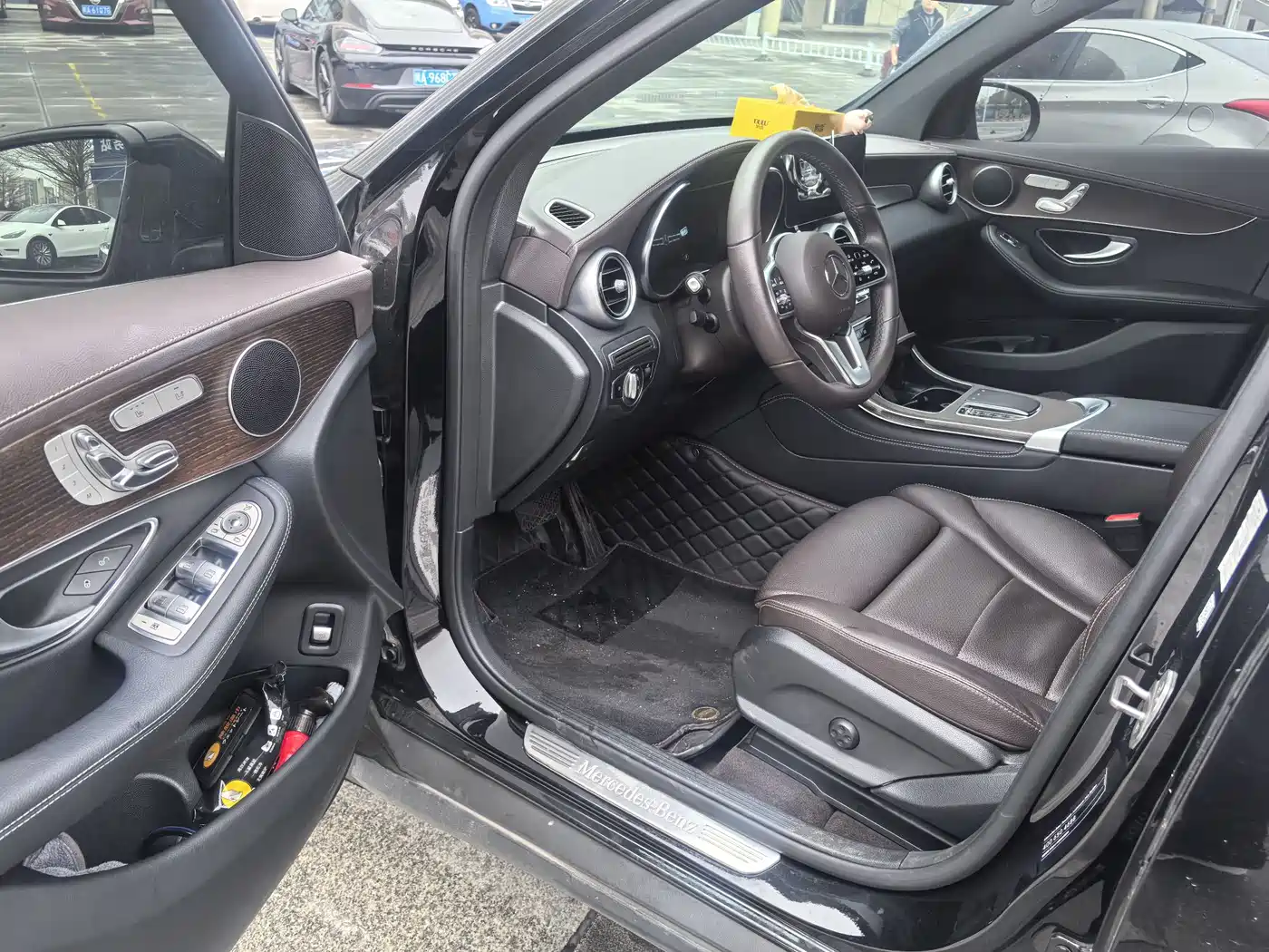 Mercedes-Benz GLC 2021 GLC 260 L 4MATIC Luxury фото 8
