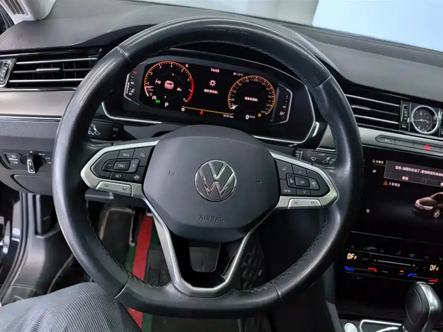 Volkswagen Magotan 2020 330TSI DSG Luxury фото 15