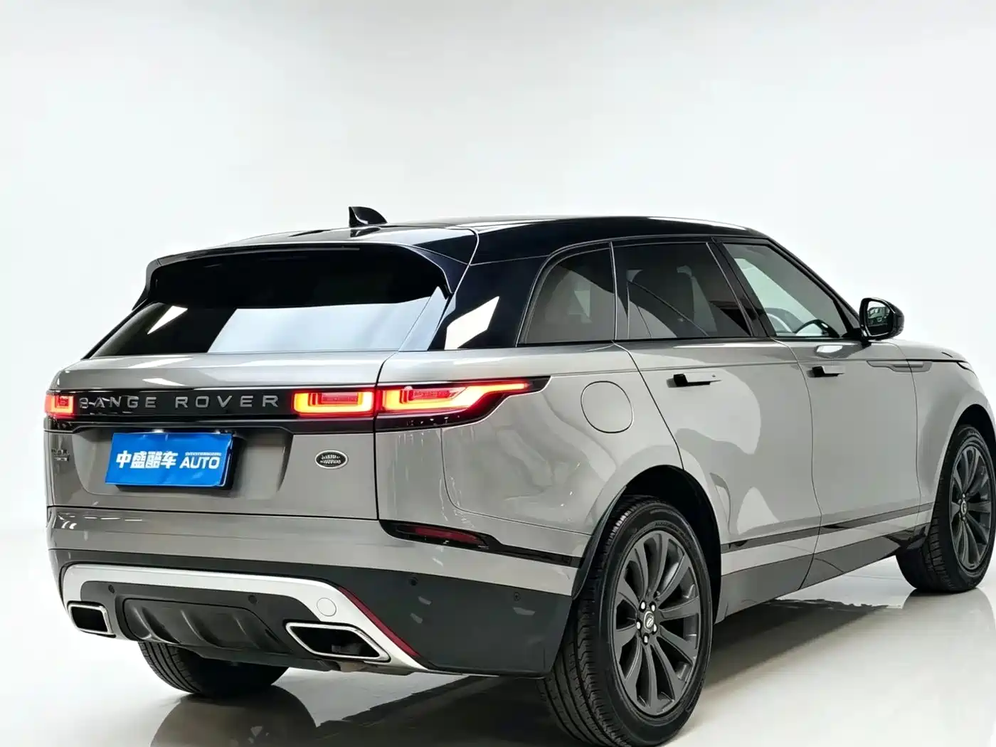 Land Rover Range Rover Velar 2017 P380 R-DYNAMIC SE фото 8