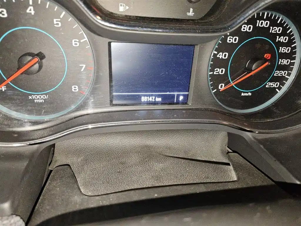 Chevrolet Cruze 2017 1.5L Automatic Pioneer Sunroof фото 8