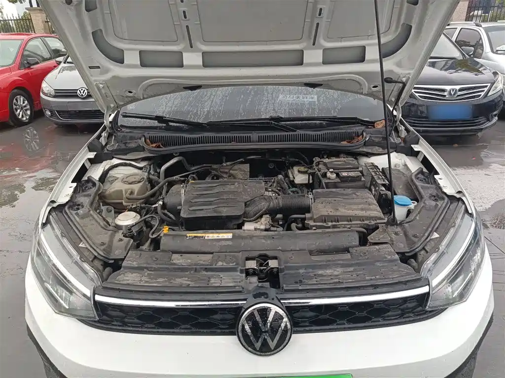Volkswagen Lavida 2023 Xinrui 1.5L Auto Xinyi Edition фото 16
