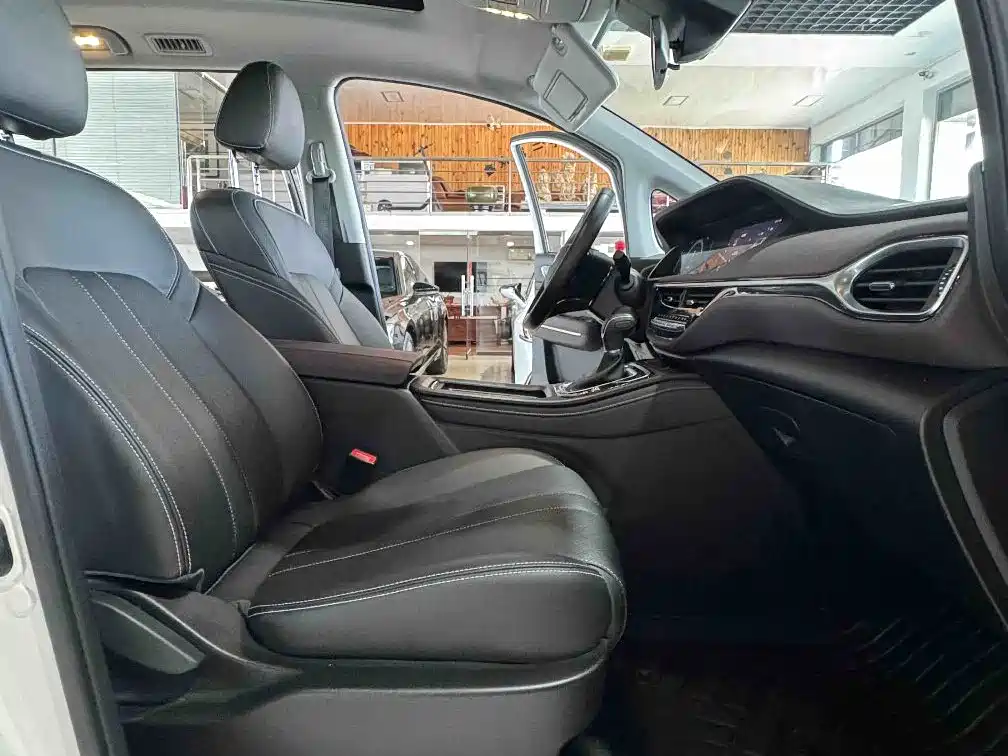 GAC Trumpchi Trumpchi M6 2021 PRO 270T DCT Premium Edition фото 25