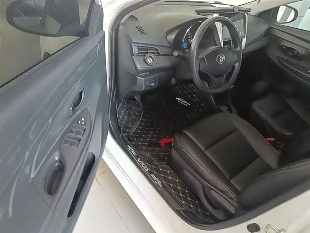 Toyota Vios FS 2019 1.5L CVT Fengchi Edition фото 16