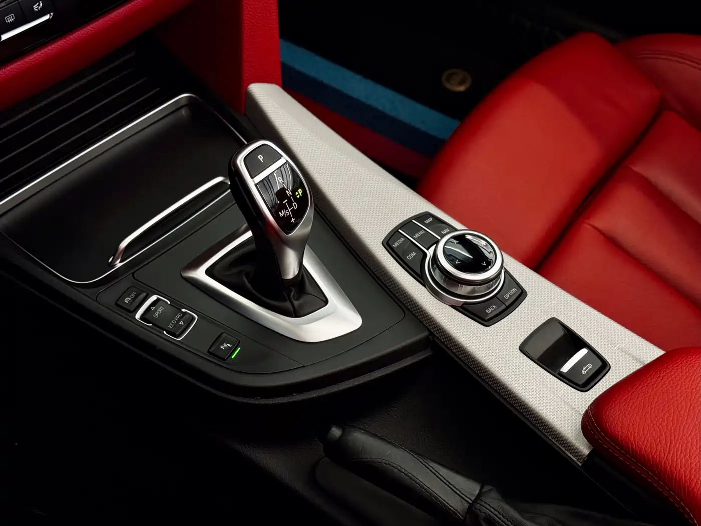 BMW 4 Series 2017 425i Convertible M Sport Package фото 16