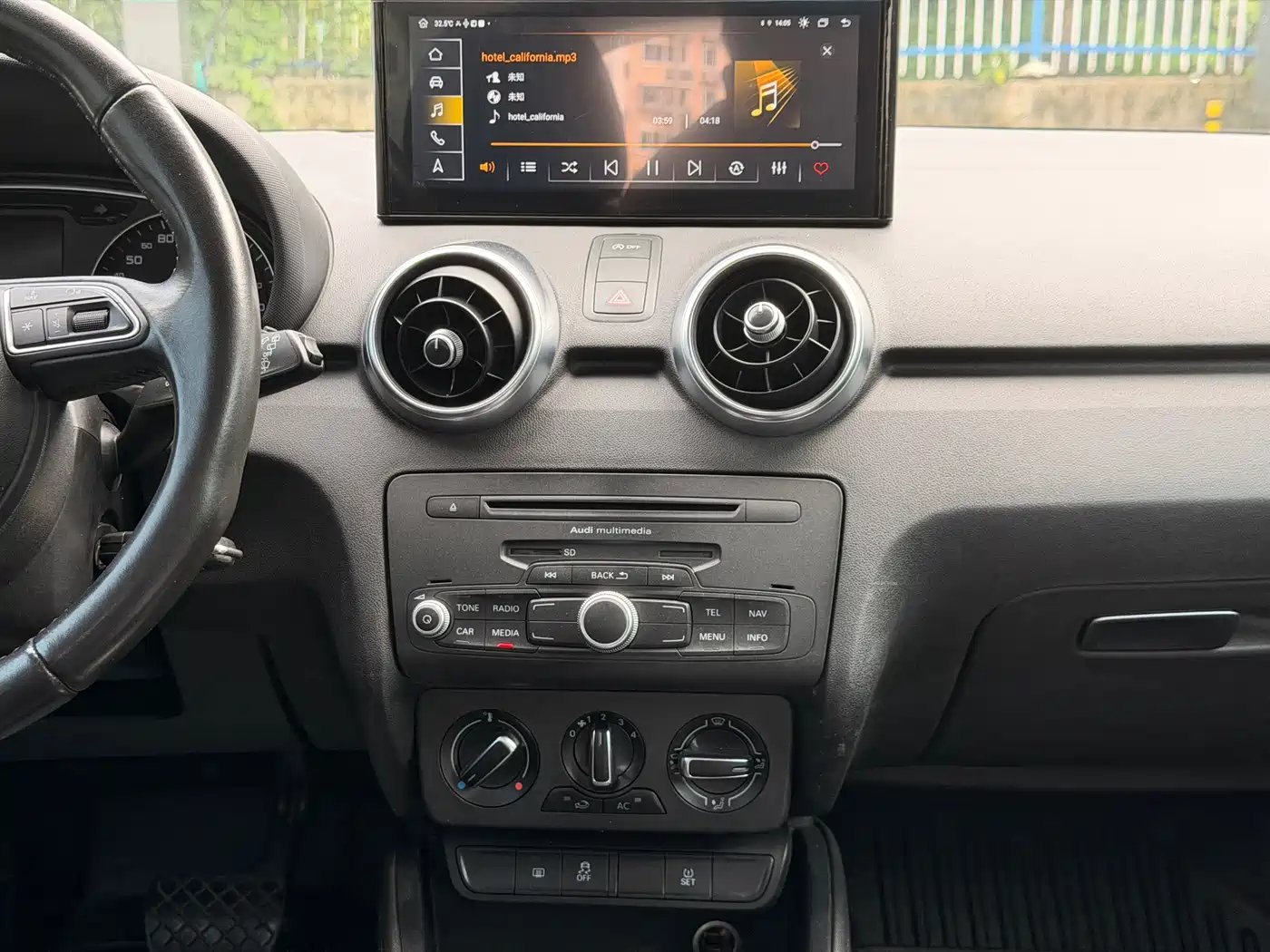 Фото 8 - Audi A1