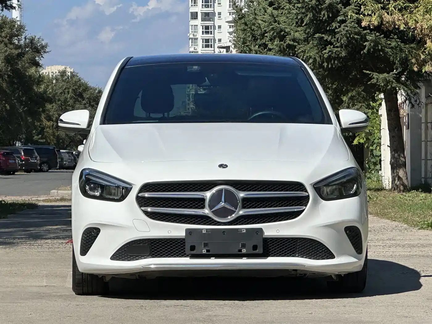 Mercedes-Benz B-Class 2023 2022 Facelift B 200 Sporty