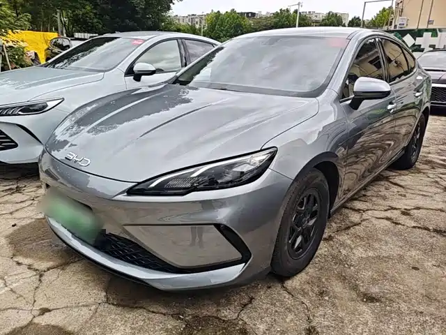  BYD Hai Bao 05 DM-i 2025 DM-i Smart Drive Edition 55KM Luxury